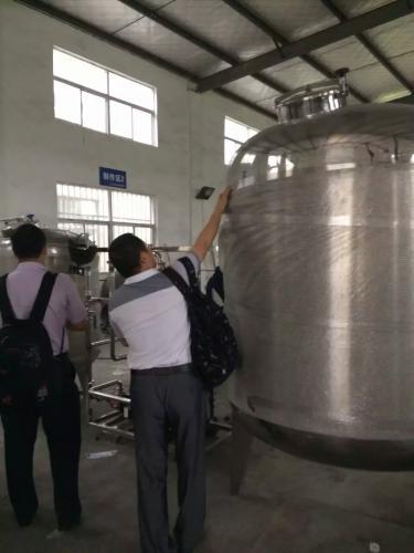 深圳客户来我厂考察！