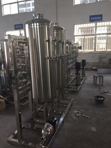 中国**大学采购一吨纯化水设备！