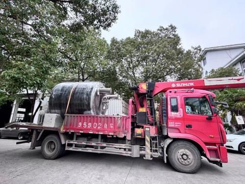 配液设备装车中，发往江苏客户！！！
